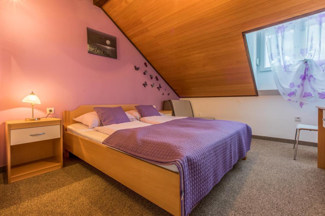 Apartmani Visnja Crikvenica Exterior foto